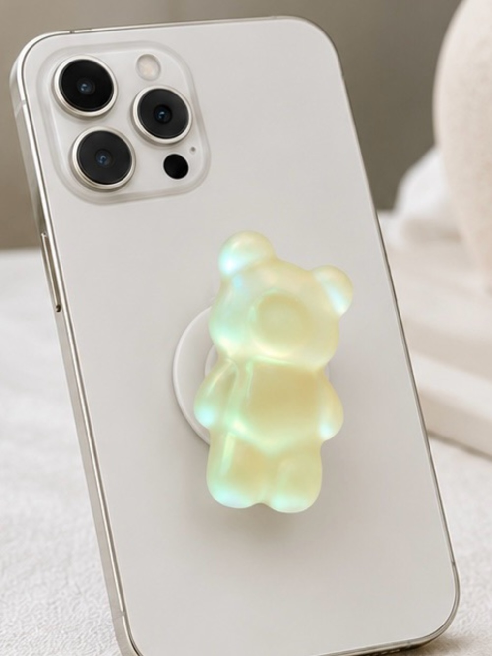 Iridescent Gummy Bear Phone Grip – White